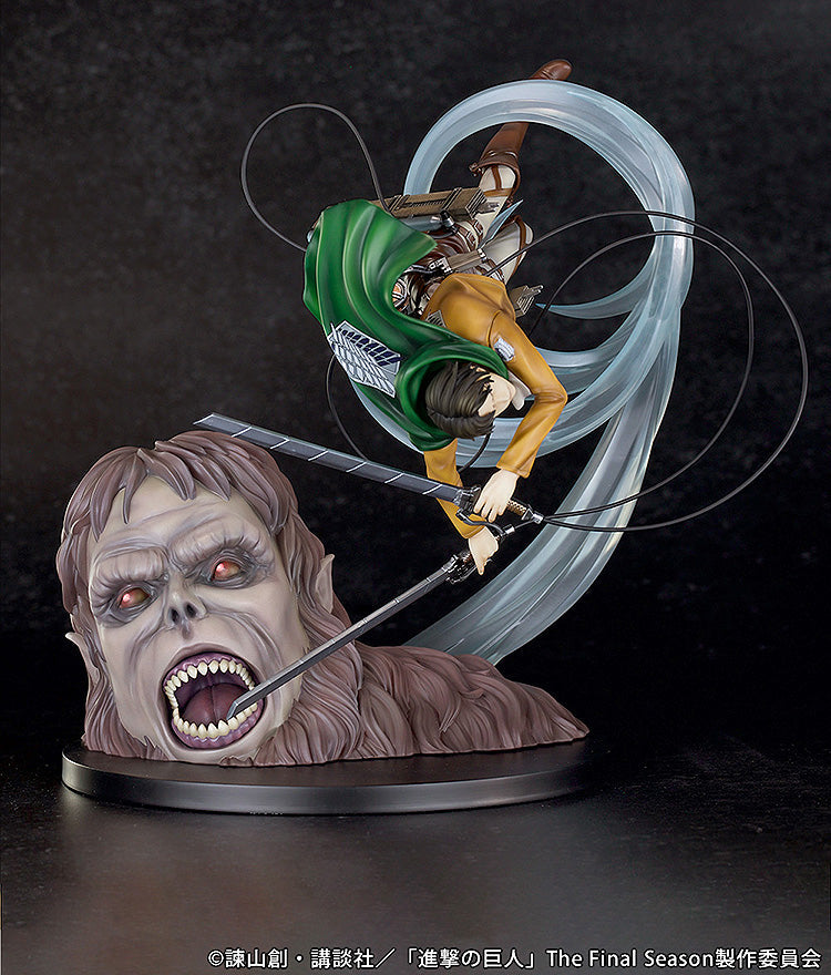 Attack on Titan - Scale Figure Levi vs Beast Titan ver.