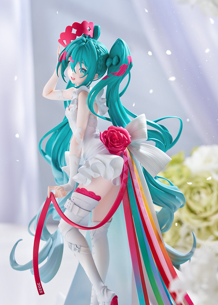 GOOD SMILE RACING - G.S. Collection Racing Miku: 15th Rhapsody 2010-2025 1/7 Scale Figure