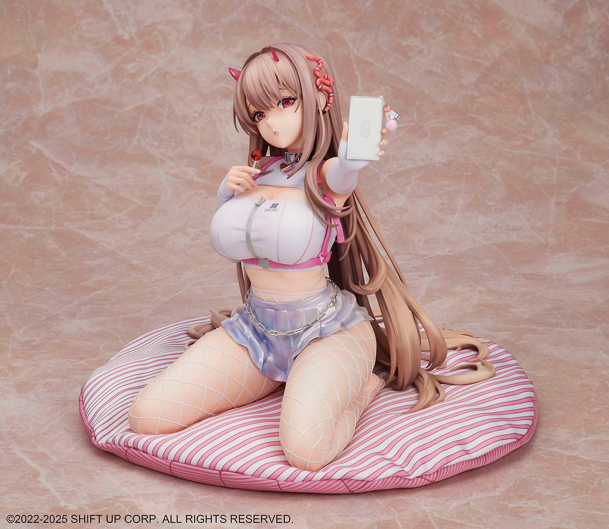GODDESS OF VICTORY: NIKKE - Viper 1/4 Complete Figure 1/4 Scale Figure