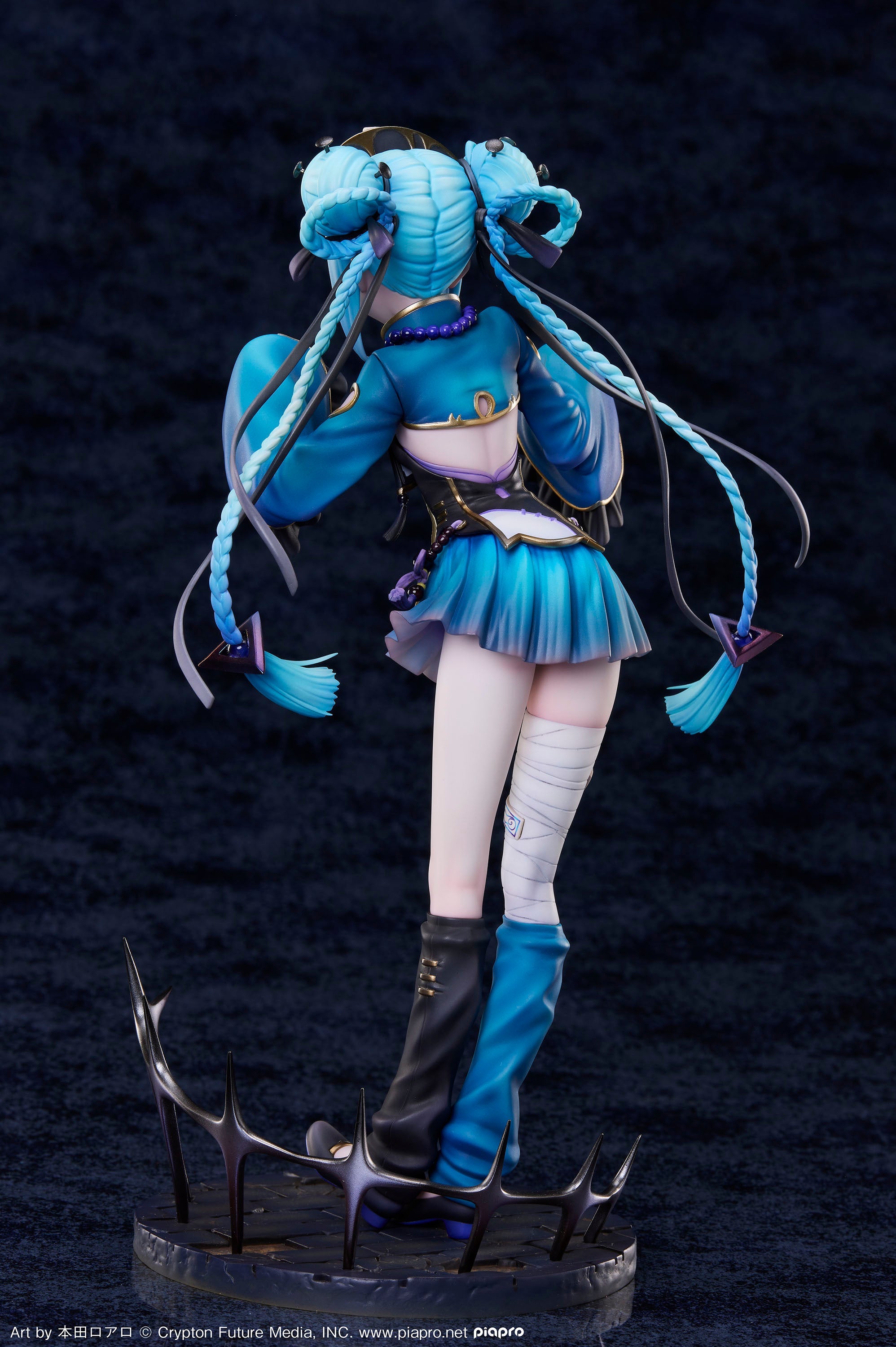 Hatsune Miku jiangshi Ver. 1/7 Scale Figure